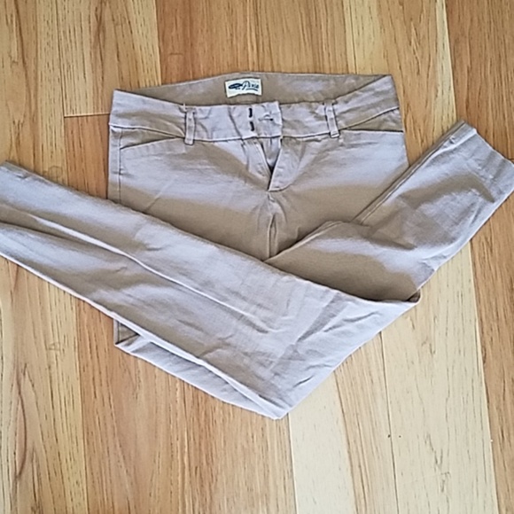 Old navy pixie pant khaki - Picture 1 of 2
